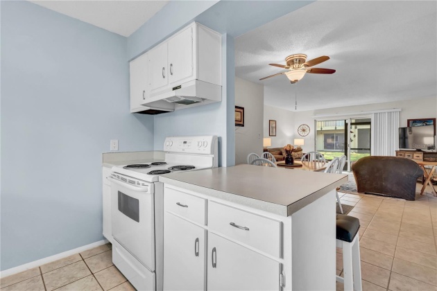 4215 BAY DRIVE, CLEARWATER, Florida 33764, 2 Bedrooms Bedrooms, ,2 BathroomsBathrooms,Residential,For Sale,BAY,MFRU8240634