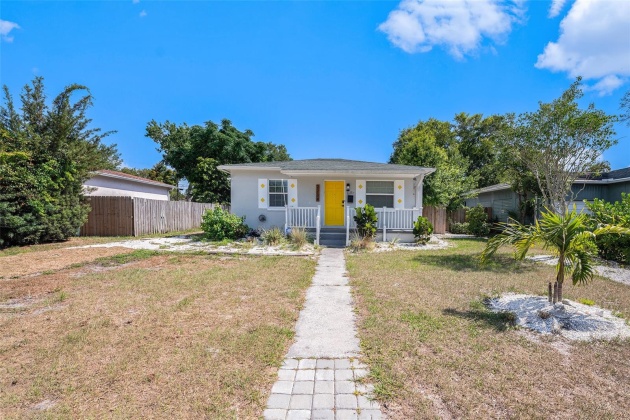 2234 36TH AVENUE, SAINT PETERSBURG, Florida 33713, 2 Bedrooms Bedrooms, ,1 BathroomBathrooms,Residential,For Sale,36TH,MFRT3523222