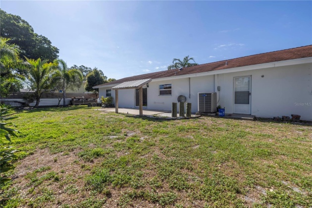 2689 59TH AVENUE, SAINT PETERSBURG, Florida 33712, 2 Bedrooms Bedrooms, ,2 BathroomsBathrooms,Residential,For Sale,59TH,MFRU8241225