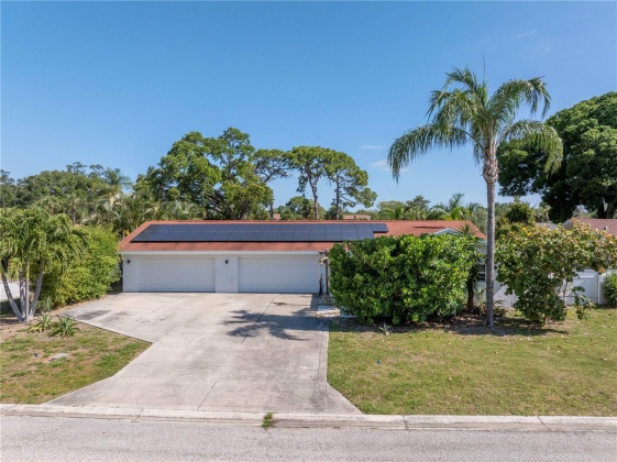 2689 59TH AVENUE, SAINT PETERSBURG, Florida 33712, 2 Bedrooms Bedrooms, ,2 BathroomsBathrooms,Residential,For Sale,59TH,MFRU8241225