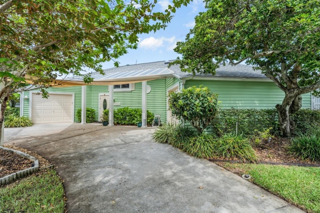 17315 ROSA LEE WAY, NORTH REDINGTON BEACH, Florida 33708, 3 Bedrooms Bedrooms, ,2 BathroomsBathrooms,Residential,For Sale,ROSA LEE,MFRU8214451