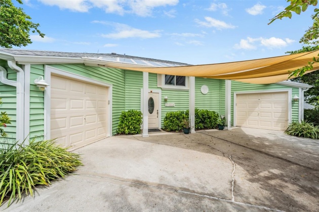 17315 ROSA LEE WAY, NORTH REDINGTON BEACH, Florida 33708, 3 Bedrooms Bedrooms, ,2 BathroomsBathrooms,Residential,For Sale,ROSA LEE,MFRU8214451