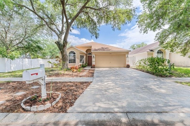 13721 STAGHORN ROAD, TAMPA, Florida 33626, 3 Bedrooms Bedrooms, ,2 BathroomsBathrooms,Residential,For Sale,STAGHORN,MFRT3517702