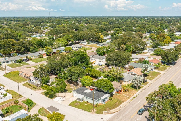 4651 22ND AVENUE, ST PETERSBURG, Florida 33713, 3 Bedrooms Bedrooms, ,2 BathroomsBathrooms,Residential,For Sale,22ND,MFRU8226752