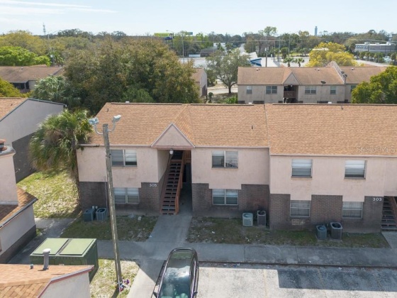 305 WELLINGTON COURT, TAMPA, Florida 33604, 1 Bedroom Bedrooms, ,1 BathroomBathrooms,Residential,For Sale,WELLINGTON,MFRT3507328