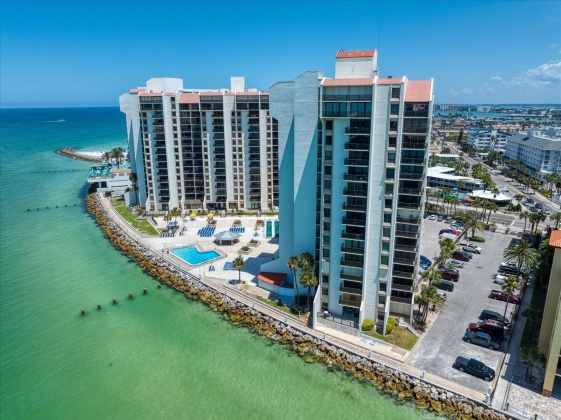 450 GULFVIEW BOULEVARD, CLEARWATER BEACH, Florida 33767, 2 Bedrooms Bedrooms, ,2 BathroomsBathrooms,Residential,For Sale,GULFVIEW,MFRU8240136