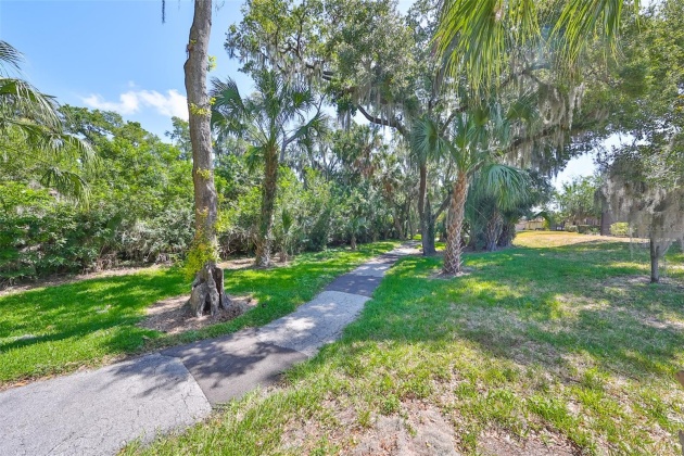 307 LAUREL FALLS DRIVE, APOLLO BEACH, Florida 33572, 4 Bedrooms Bedrooms, ,2 BathroomsBathrooms,Residential,For Sale,LAUREL FALLS,MFRT3523991