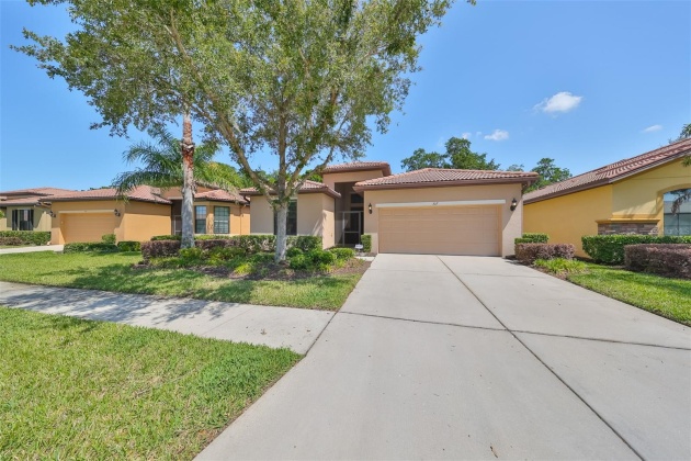 307 LAUREL FALLS DRIVE, APOLLO BEACH, Florida 33572, 4 Bedrooms Bedrooms, ,2 BathroomsBathrooms,Residential,For Sale,LAUREL FALLS,MFRT3523991