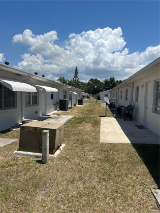 5323 EMBASSY AVENUE, NEW PORT RICHEY, Florida 34652, 1 Bedroom Bedrooms, ,1 BathroomBathrooms,Residential,For Sale,EMBASSY,MFRW7864416