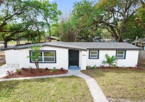 1923 HENRY AVENUE, TAMPA, Florida 33610, 3 Bedrooms Bedrooms, ,2 BathroomsBathrooms,Residential,For Sale,HENRY,MFRT3524130