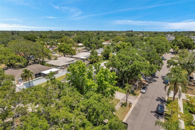 1726 HITCHING POST LANE, DUNEDIN, Florida 34698, 3 Bedrooms Bedrooms, ,2 BathroomsBathrooms,Residential,For Sale,HITCHING POST,MFRU8241464