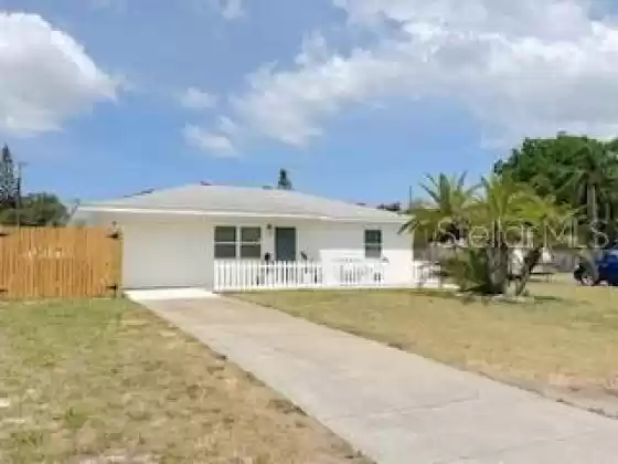 1548 YOUNG AVENUE, CLEARWATER, Florida 33756, 3 Bedrooms Bedrooms, ,2 BathroomsBathrooms,Residential,For Sale,YOUNG,MFRU8241555