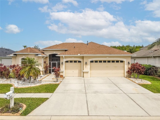 31725 BAYMONT LOOP, WESLEY CHAPEL, Florida 33543, 4 Bedrooms Bedrooms, ,3 BathroomsBathrooms,Residential,For Sale,BAYMONT,MFRT3515740