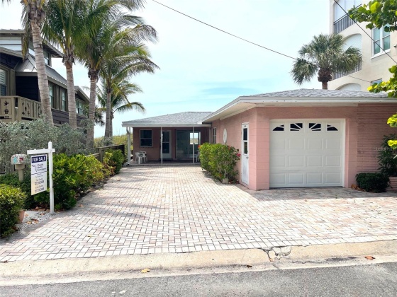 3160 2ND STREET, ST PETE BEACH, Florida 33706, 2 Bedrooms Bedrooms, ,2 BathroomsBathrooms,Residential,For Sale,2ND,MFRU8241541