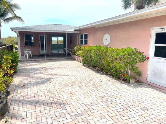 3160 2ND STREET, ST PETE BEACH, Florida 33706, 2 Bedrooms Bedrooms, ,2 BathroomsBathrooms,Residential,For Sale,2ND,MFRU8241541