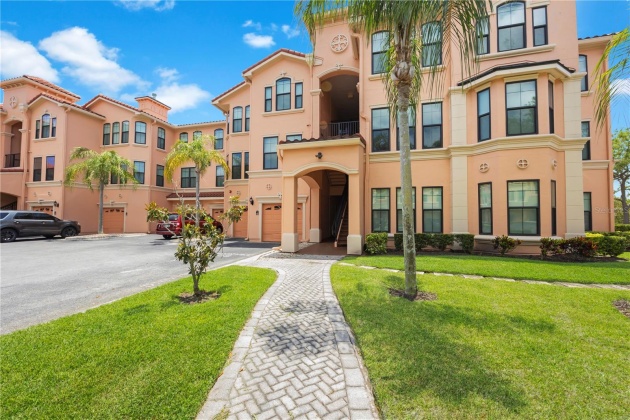 2729 VIA MURANO, CLEARWATER, Florida 33764, 1 Bedroom Bedrooms, ,1 BathroomBathrooms,Residential,For Sale,VIA MURANO,MFRU8241256