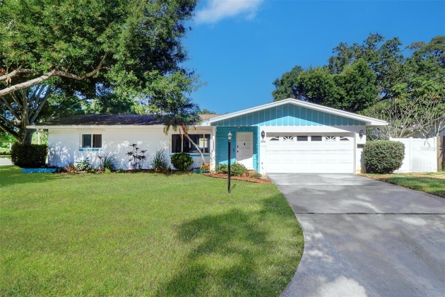 5746 HILLSIDE STREET, SEMINOLE, Florida 33772, 3 Bedrooms Bedrooms, ,2 BathroomsBathrooms,Residential,For Sale,HILLSIDE,MFRU8241586