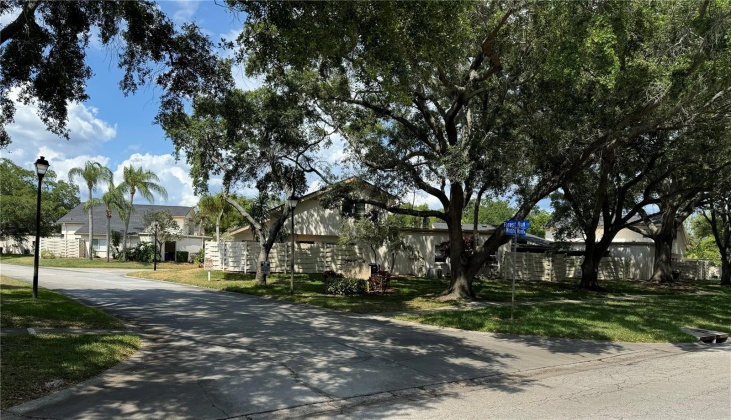 2603 FOREST RUN COURT, CLEARWATER, Florida 33761, 2 Bedrooms Bedrooms, ,2 BathroomsBathrooms,Residential,For Sale,FOREST RUN,MFRW7864557