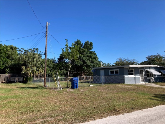 4025 FAIRFORD DRIVE, NEW PORT RICHEY, Florida 34652, 2 Bedrooms Bedrooms, ,1 BathroomBathrooms,Residential,For Sale,FAIRFORD,MFRW7859505