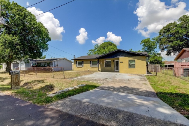 2413 76TH STREET, TAMPA, Florida 33619, 3 Bedrooms Bedrooms, ,1 BathroomBathrooms,Residential,For Sale,76TH,MFRA4608976