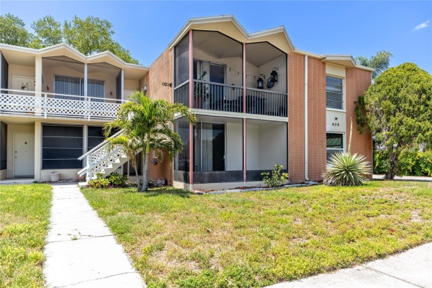 606 BETTY LANE, CLEARWATER, Florida 33756, 3 Bedrooms Bedrooms, ,2 BathroomsBathrooms,Residential,For Sale,BETTY,MFRU8240987