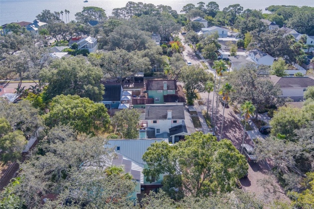 245 TUCKER STREET, SAFETY HARBOR, Florida 34695, 3 Bedrooms Bedrooms, ,2 BathroomsBathrooms,Residential,For Sale,TUCKER,MFRU8220212