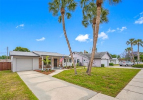 7851 RIDGE ROAD, SEMINOLE, Florida 33772, 2 Bedrooms Bedrooms, ,2 BathroomsBathrooms,Residential,For Sale,RIDGE,MFRU8241625