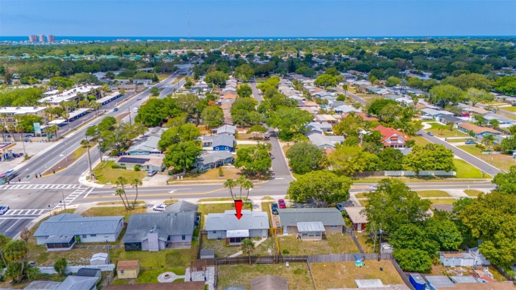 7851 RIDGE ROAD, SEMINOLE, Florida 33772, 2 Bedrooms Bedrooms, ,2 BathroomsBathrooms,Residential,For Sale,RIDGE,MFRU8241625