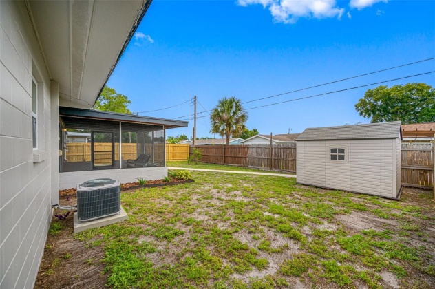 7851 RIDGE ROAD, SEMINOLE, Florida 33772, 2 Bedrooms Bedrooms, ,2 BathroomsBathrooms,Residential,For Sale,RIDGE,MFRU8241625