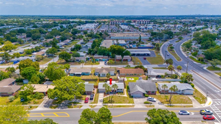 7851 RIDGE ROAD, SEMINOLE, Florida 33772, 2 Bedrooms Bedrooms, ,2 BathroomsBathrooms,Residential,For Sale,RIDGE,MFRU8241625