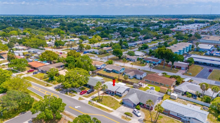 7851 RIDGE ROAD, SEMINOLE, Florida 33772, 2 Bedrooms Bedrooms, ,2 BathroomsBathrooms,Residential,For Sale,RIDGE,MFRU8241625