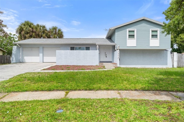 7208 CHESSWOOD COURT, TAMPA, Florida 33615, 4 Bedrooms Bedrooms, ,3 BathroomsBathrooms,Residential,For Sale,CHESSWOOD,MFRT3524262