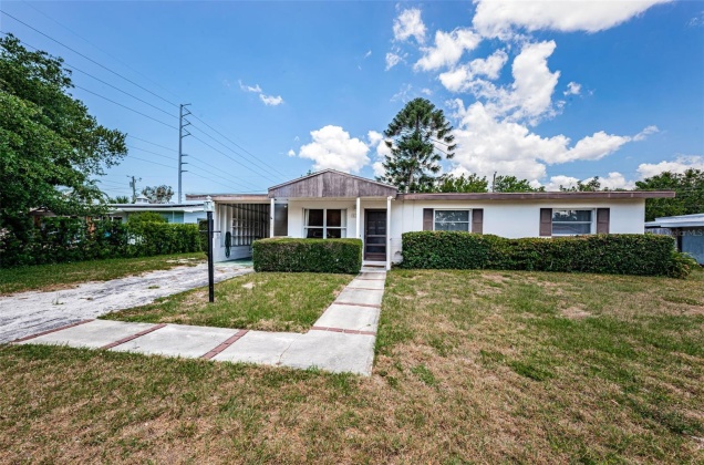 612 ORANGEWOOD DRIVE, DUNEDIN, Florida 34698, 3 Bedrooms Bedrooms, ,1 BathroomBathrooms,Residential,For Sale,ORANGEWOOD,MFRU8241737