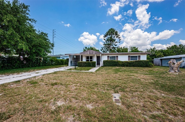 612 ORANGEWOOD DRIVE, DUNEDIN, Florida 34698, 3 Bedrooms Bedrooms, ,1 BathroomBathrooms,Residential,For Sale,ORANGEWOOD,MFRU8241737