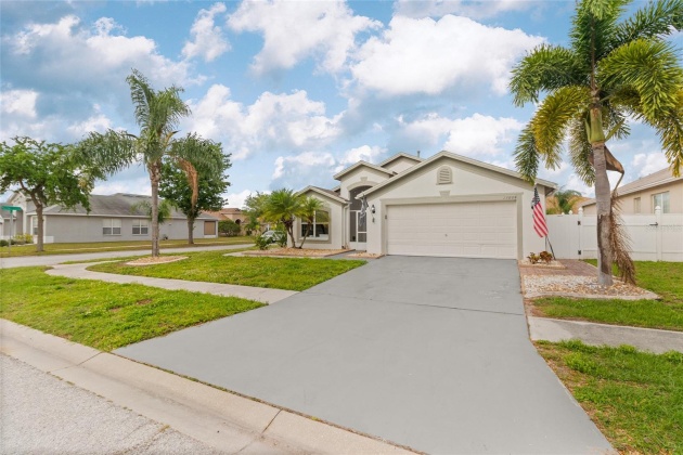 13804 OGAKOR DRIVE, RIVERVIEW, Florida 33569, 3 Bedrooms Bedrooms, ,2 BathroomsBathrooms,Residential,For Sale,OGAKOR,MFRT3524589