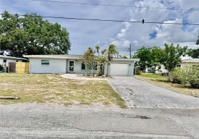 10739 64TH AVENUE, SEMINOLE, Florida 33772, 2 Bedrooms Bedrooms, ,2 BathroomsBathrooms,Residential,For Sale,64TH,MFRO6202897