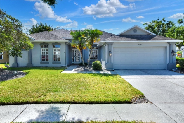 9213 HIDDEN WATER CIRCLE, RIVERVIEW, Florida 33578, 3 Bedrooms Bedrooms, ,2 BathroomsBathrooms,Residential,For Sale,HIDDEN WATER,MFRL4944428