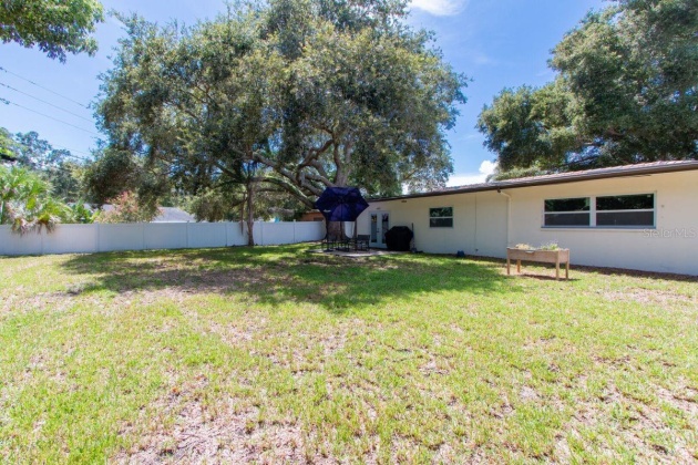 2197 INDIGO DRIVE, CLEARWATER, Florida 33763, 3 Bedrooms Bedrooms, ,2 BathroomsBathrooms,Residential,For Sale,INDIGO,MFRU8241815