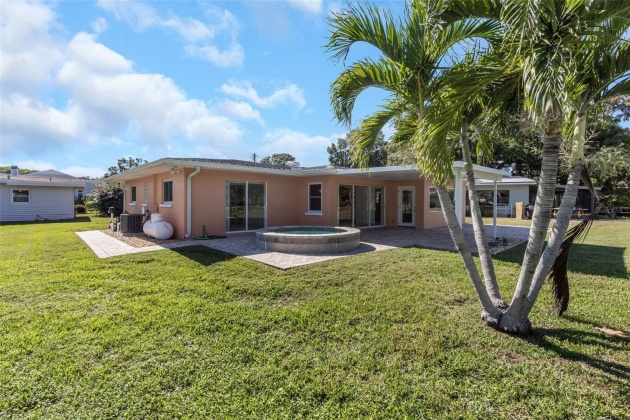 188 CANAL DRIVE, PALM HARBOR, Florida 34684, 2 Bedrooms Bedrooms, ,2 BathroomsBathrooms,Residential,For Sale,CANAL,MFRT3524367