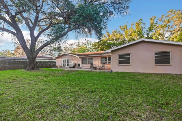 1881 OAK PARK DRIVE, CLEARWATER, Florida 33764, 3 Bedrooms Bedrooms, ,2 BathroomsBathrooms,Residential,For Sale,OAK PARK,MFRT3513437