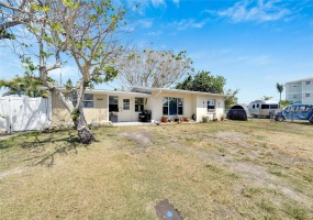 14087 W PARSLEY DR, MADEIRA BEACH, Florida 33708, 3 Bedrooms Bedrooms, ,1 BathroomBathrooms,Residential,For Sale,W PARSLEY DR,MFRT3524793