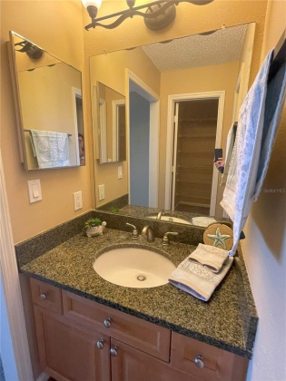 11901 4TH STREET, SAINT PETERSBURG, Florida 33716, 1 Bedroom Bedrooms, ,1 BathroomBathrooms,Residential,For Sale,4TH,MFRT3524888