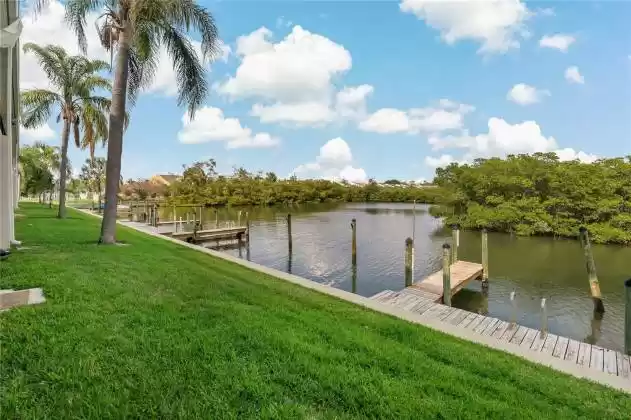 8808 BAY POINTE DRIVE, TAMPA, Florida 33615, 2 Bedrooms Bedrooms, ,2 BathroomsBathrooms,Residential,For Sale,BAY POINTE,MFRT3524948