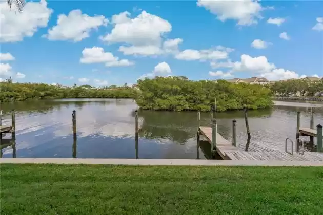 8808 BAY POINTE DRIVE, TAMPA, Florida 33615, 2 Bedrooms Bedrooms, ,2 BathroomsBathrooms,Residential,For Sale,BAY POINTE,MFRT3524948