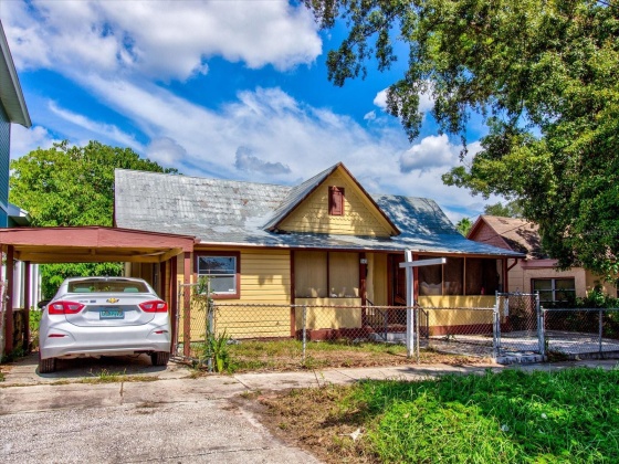 143 ORANGE STREET, TARPON SPRINGS, Florida 34689, 3 Bedrooms Bedrooms, ,2 BathroomsBathrooms,Residential,For Sale,ORANGE,MFRU8214148