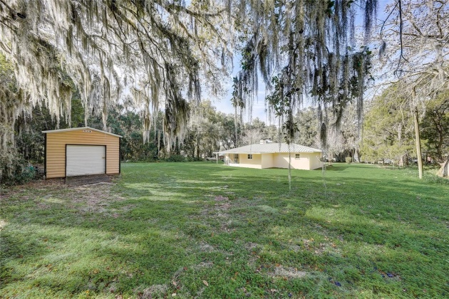 18316 TOWNSEND HOUSE ROAD, DADE CITY, Florida 33523, 2 Bedrooms Bedrooms, ,2 BathroomsBathrooms,Residential,For Sale,TOWNSEND HOUSE,MFRT3500452