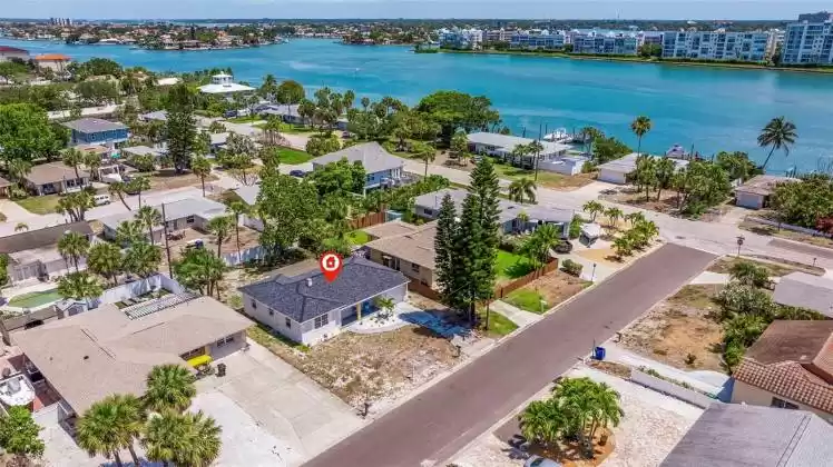 343 82ND AVENUE, ST PETE BEACH, Florida 33706, 2 Bedrooms Bedrooms, ,1 BathroomBathrooms,Residential,For Sale,82ND,MFRU8242032