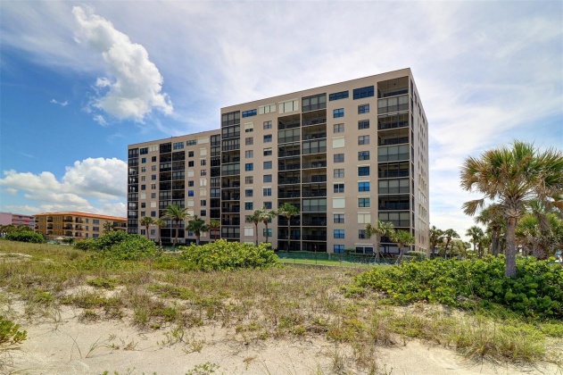 900 GULF BOULEVARD, INDIAN ROCKS BEACH, Florida 33785, 2 Bedrooms Bedrooms, ,2 BathroomsBathrooms,Residential,For Sale,GULF,MFRU8224480