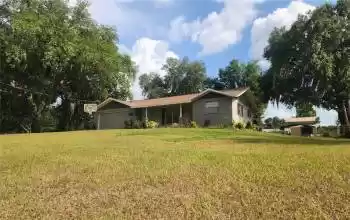 37420 HICKORY HILL LANE, DADE CITY, Florida 33525, 3 Bedrooms Bedrooms, ,2 BathroomsBathrooms,Residential,For Sale,HICKORY HILL,MFRT3525277