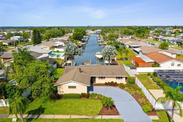 4714 LODESTONE DRIVE, TAMPA, Florida 33615, 4 Bedrooms Bedrooms, ,2 BathroomsBathrooms,Residential,For Sale,LODESTONE,MFRT3518428